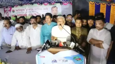 ধামরাইয়ে ছাত্রদল নেতাকে গণসংবর্ধনা