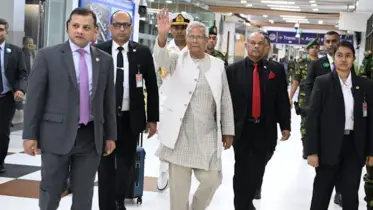 জাপানের উদ্দেশ্যে ঢাকা ত্যাগ করেছেন প্রধান উপদেষ্টা