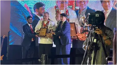 নিউইয়র্কে প্রথম ‘আমেরিকান কারি অ্যাওয়ার্ডস’— সেরা শেফ টনি করিম খান