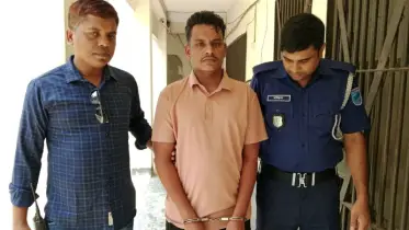 বোয়ালমারীতে পর্নোগ্রাফি চক্রের মূল হোতা গ্রেপ্তার