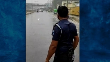 টানা বৃষ্টিতে ক্ষতিগ্রস্ত নিম্ন আয়ের মানুষ