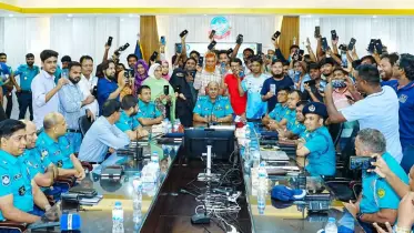 রাজশাহীতে উদ্ধার ৮৪ মোবাইল ফোন, মালিকদের ফিরিয়ে দিলো পুলিশ