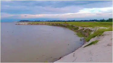 যমুনার পানি বৃদ্ধিতে তলিয়ে যাচ্ছে ফসলি জমি, দুশ্চিন্তায় কৃষক