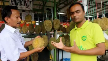 ডুরিয়ানের গন্ধেও লুকিয়ে আছে ভালবাসা, প্রবাসীদের চোখে মালয়েশিয়ার রাজকীয় ফল