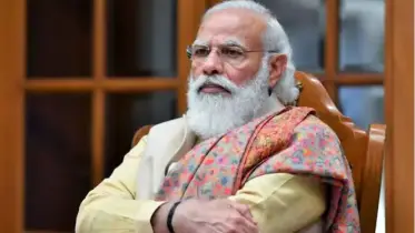 অসহায় পাকিস্তানের অনুরোধ মেনে নিয়ে প্রত্যাঘাত স্থগিত রেখেছে ভারত
