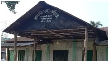 অবহেলায় হারিয়ে যাওয়া জ্ঞানের বাতিঘর