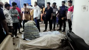 বেপরোয়া অটোরিকশার গতি যেন থামছেই না, নিল বৃদ্ধার জীবন