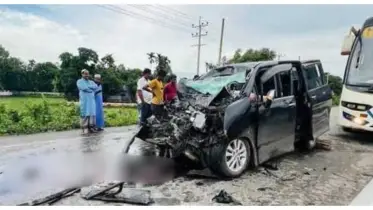 নবীগঞ্জে ট্রাক-মাইক্রোবাস  সংঘর্ষে নিহত ২