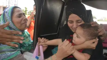 ভারত ও পাকিস্তানের সীমান্ত ক্রসিংয়ে নয় মাসের সন্তানের সঙ্গে মায়ের বিচ্ছেদ