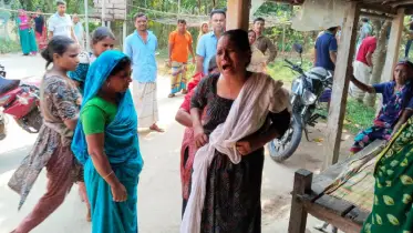 কালিয়াকৈরে চাঁদাবাজির অভিযোগে নারীসহ দুই দালালকে বেঁধে নিযার্তন