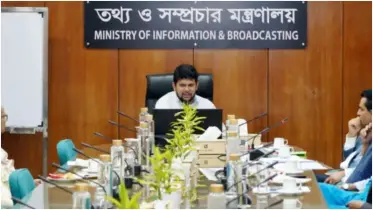সরকার সংবাদপত্রের মধ্যে ইতিবাচক প্রতিদ্বন্দ্বিতা দেখতে চায়: তথ্য ও সম্প্রচার উপদেষ্টা
