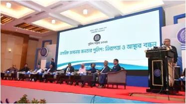 জনগণ রাজনৈতিক প্রভাবমুক্ত পুলিশ দেখতে চায়