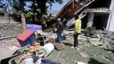 কাশ্মীরে আরও তিন সন্দেহভাজন সন্ত্রাসীর বাড়ি ভেঙে দিল নিরাপত্তা বাহিনী