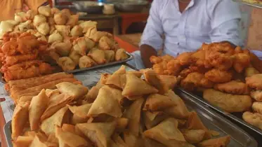 তীব্র গরমে যেসব খাবার এড়িয়ে চলবেন