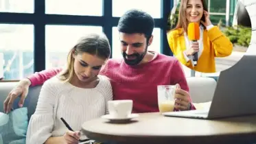 প্রেমিক হিসেবে সাংবাদিকরাই সেরা, জানেন কেন?
