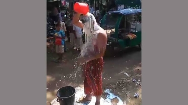 দুধ দিয়ে গোসল করা কত বড় অপরাধ আপনি জানেন কি?