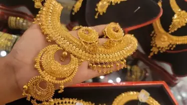 ঈদুল আযহার আগে আবারও বাড়লো সোনার দাম, কার্যকর আজ থেকে