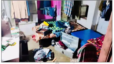 নিরাপত্তাহীনতার চাদরে কবি নজরুল কলেজ ছাত্রাবাস: জানালা ভেঙে ল্যাপটপসহ সর্বস্ব লুট