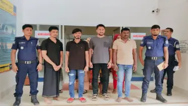 ভারত থেকে অবৈধ অনুপ্রবেশ: নালিতাবাড়ীতে একই পরিবারের শিশুসহ ১১ জন আটক