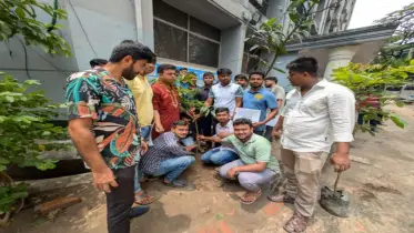 জবিতে শহীদ জিয়ার ৪৪তম শাহাদাত বার্ষিকীতে ছাত্রদলের বৃক্ষরোপণ