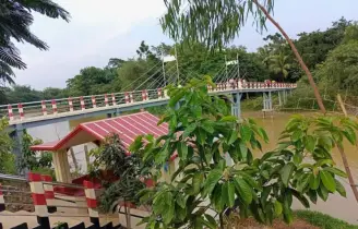 ফেনীর ছাগলনাইয়ায় দৃষ্টিনন্দন মেগা ব্রিজ