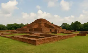 প্রাচীন জ্ঞানচর্চার প্রাণকেন্দ্র ছিল এই ময়নামতি!