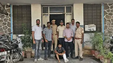 নববধূর বিলাসী চাহিদা পূরণ করতে গিয়ে গ্রেফতার হলেন তরুণ