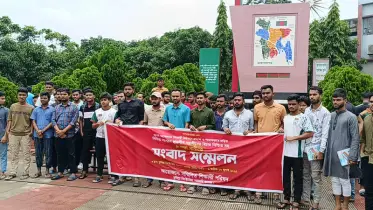 ৯ দফা দাবিতে কুমিল্লা ভিক্টোরিয়া কলেজের শিক্ষার্থীদের সংবাদ সম্মেলন
