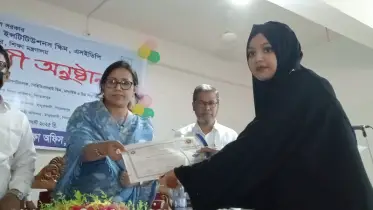 পিরোজপুরে ২৭ কৃতি শিক্ষার্থী পেল শিক্ষা মন্ত্রণালয়ের পুরুষ্কার 