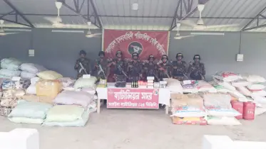 বিজিবি ও সেনাবাহিনীর যৌথ অভিযানে ভারতীয় অবৈধ চোরাচালানী মালামাল আটক