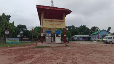 আটোয়ারীতে ভেজাল জ্বালানী তেলে সয়লাব