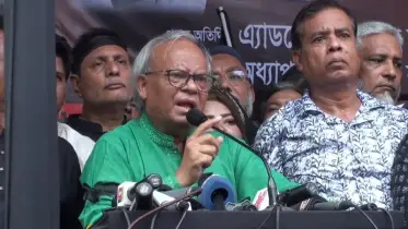 বাংলাদেশকে সোনার খনি মনে করা শেখ হাসিনা লোভ সামলাতে পারছে না
