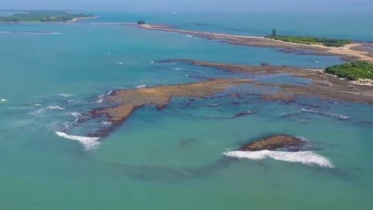 সুনীল সাগর, আকাশ আর সূর্যাস্তের গভীর মিতালী ছেঁড়া দ্বীপ