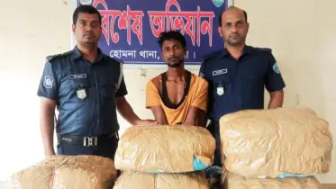 ২০ কেজি গাঁজা ও প্রাইভেটকারসহ মাদক কারবারি আটক