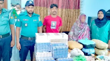 রাজশাহীতে বিপুল পরিমাণ গাঁজা ও সিগারেটসহ মা-ছেলে গ্রেপ্তার