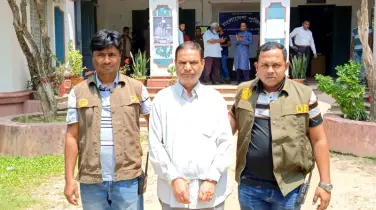 কনস্টেবল নিয়োগে ১০ লাখ টাকার ‘চুক্তি’, নওগাঁয় দালাল চক্রের সদস্য গ্রেপ্তার
