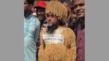 এবার শ্রমিক সমাবেশে দেখা মিললো ধান মানবের!