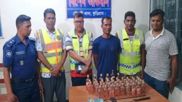 ৪৬ বোতল ভারতীয় মদসহ আটক ১