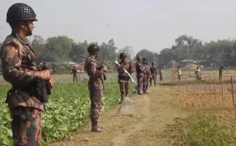 বিএসএফের কাঁটাতারের বেড়া নির্মাণ, গুলিবর্ষণ, হত্যা, নির্যাতন ও অপহরণের ঘটনায় শঙ্কায় এলাকাবাসী