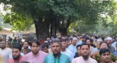 আ. লীগ নিষিদ্ধের দাবিতে ড. মাসুদ এর নেতৃত্বে যমুনার অভিমুখে