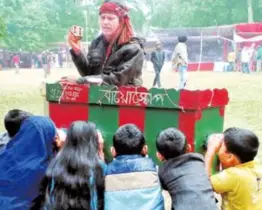 হারিয়ে গেল গ্রামবাংলার ‘বায়োস্কোপ’!