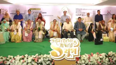 ইউনিভার্সেল মেডিকেল কলেজ হাসপাতাল আয়োজিত গরবিনী মা সম্মাননার ১ যুগপূর্তি অনুষ্ঠিত
