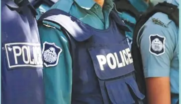 বরিশালে পুলিশ হেফাজত থেকে পালিয়েছে আটক নিষিদ্ধ ছাত্রলীগ নেতা, ৪ পুলিশ ক্লোজড