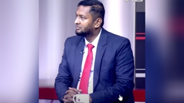 নির্লজ্জ বেহায়ার মতো এখনো বিভিন্ন জায়গায় তাকে প্রধানমন্ত্রী সম্বোধন করে ফেসবুকে পোস্ট করে