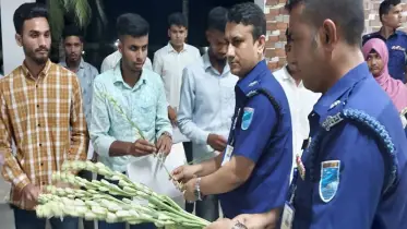 মাদারীপুরে ১২০ টাকায় পুলিশে চাকরি পেলেন ১৬ জন