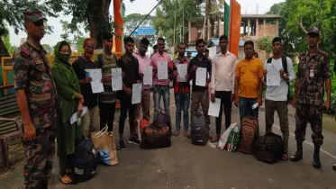 ভারতে কারাভোগ শেষে আখাউড়া সীমান্ত পথে দেশে ফিরলেন ১১ বাংলাদেশি