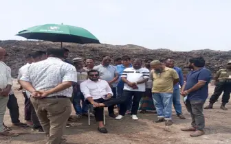 কোরবানির ঈদকে সামনে রেখে আমিন বাজার ল্যান্ডফিল আকস্মিক পরিদর্শন করেন ডিএনসিসি প্রশাসক মোহাম্মদ এজাজ