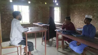 পঞ্চগড়ে ৩ শিক্ষার্থী ও ১৩ শিক্ষক নিয়ে চলছে মাদরাসা