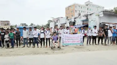 বাউফলে কৃষকদল নেতার ছেলের ওপর হামলার প্রতিবাদে মানববন্ধন ও বিক্ষোভ