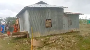 নিঝুমদ্বীপে বসতঘরে তালা দেওয়ার অভিযোগ ছাত্রদল নেতার বিরুদ্ধে